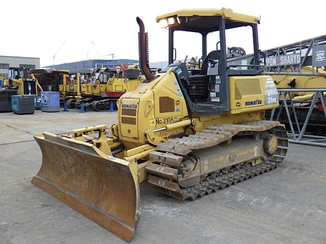 Máy ủi Komatsu D31PX-22