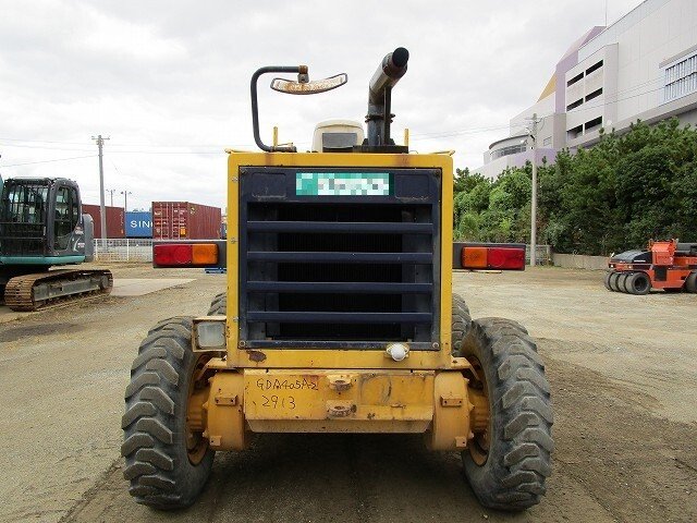 Máy san gạt Komatsu GD405A-2